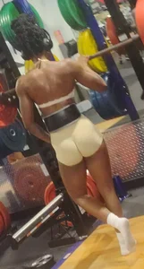 Ebony gym rat. Working on her perfect bubble ass