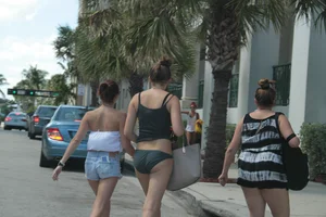 Deerfield Beach bikini girls