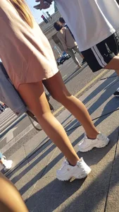 Hot Legs on the Street Creepshots Gallery