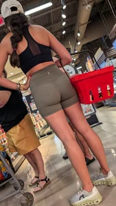 Hot tight girl in spandex. great ass and legs. oc
