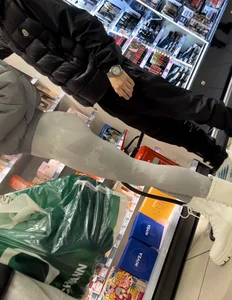 German petite tight grey leggins slut gave me a show infront of her bf