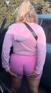Wide gym ass Latina jiggle (BBW)