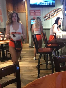 Candid sexy Hooters girls in their uniforms