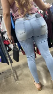 Latina Milf + Tight jeans + nice BBL