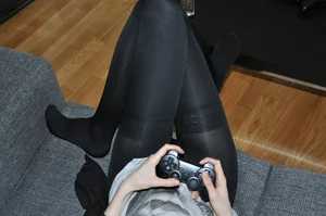 Skinny Gamer Girl in Tights Creepshot