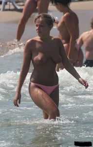 Candid sexy beach and bikini girls