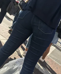 I don’t mind waiting for the bus with this view…