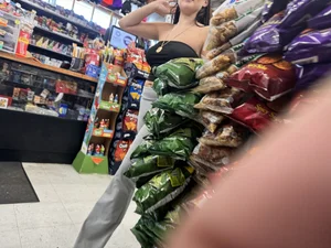 Was in a hurry only got this fat cameltoe