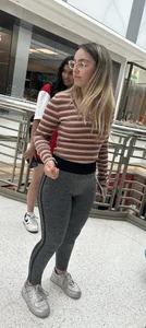 Thick nerd shopping for shoes I hope cause her sh*ts beat lmao