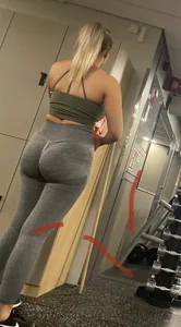 Sexy Blonde Milf's Booty in Grey Yoga Pants Gym Creepshots