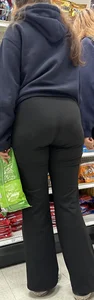 Shopping run dump - Black leggings all around