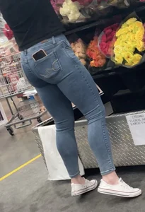 Thickish white girl and tight Latina