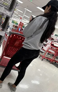 Hell of an ass in leggings on this sexy brunette milf