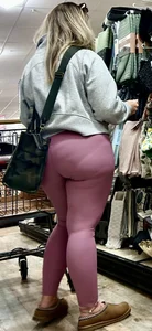 Blonde lady in pink leggings VPL‼️