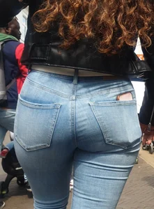 Pawg white girl in very tight jeans