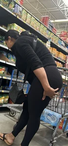 Fine lady in black shopping Bendover/squat‼️