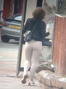 Biteable bum