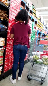 Latina tight jeans shopping