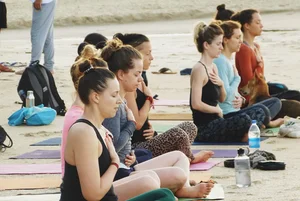 Candid sexy girls in spandex doing yoga