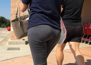 Big booty babe at Target in grey leggings