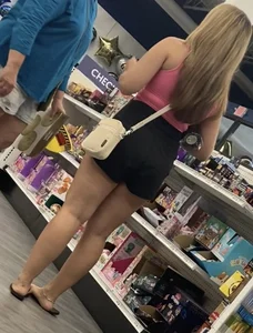 THICK Yummy Thighs Nice Ass on Pretty College Babe