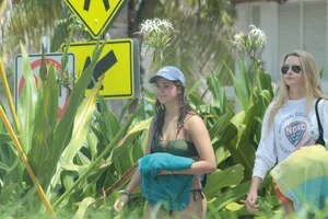 Deerfield Beach bikini girls