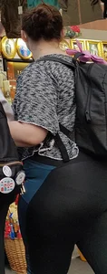 Fat ass girl in leggings with vpl