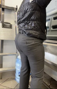 AMAZING ASS IN TIGHT DRESS PANTS🔥