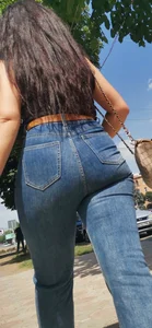 Nice view of a big ass armenian girl in jeans