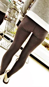 Candid girls in leggings and tights