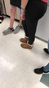 Chunky Booty in Tights Creepshot