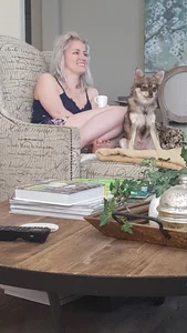 Hot Candid Blonde in Shorts Home Creepshots Series