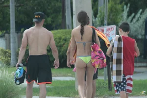 Deerfield Beach girls in bikinis