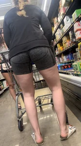 College girl shows off gap to me