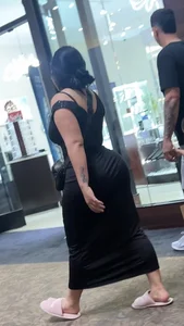 Beautiful Big booty hourglass Latina milf