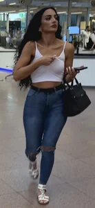 Curvy Airport Latina [oc]