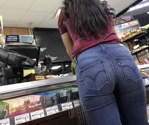 Latina cashier