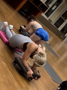 Amazing big booty tiny waist blonde at the gym AGAIN