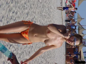 Beach voyeur babes in bikinis, thongs and topless