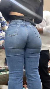 Big Juicy Booty Latina In Jeans (Not Oc)