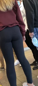 I think those are LuLu’s !??