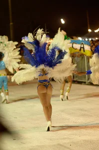 Sexy lady with a nice ass dressed up while dancing
