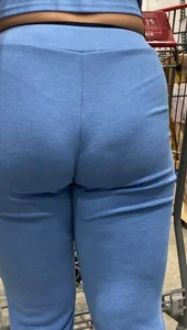 Baddie in all blue