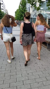 Group of hot chicks in shorts and skirts on the street creepshot