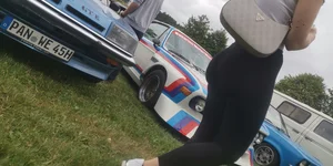 Girl with hot ass in leggings passing by