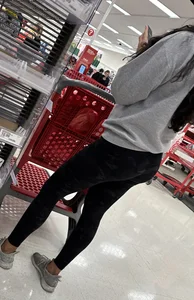 Hell of an ass in leggings on this sexy brunette milf