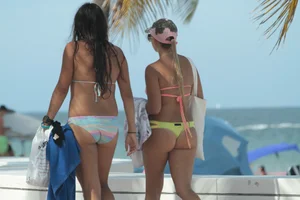 Riviera Beach, Florida tons of sexy bikini babes