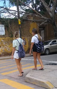 NICE GIRLS ON THE STREET