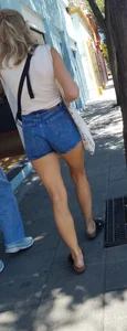 Nice blonde, pretty legs in shorts