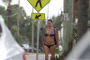 Deerfield Beach girls in bikinis